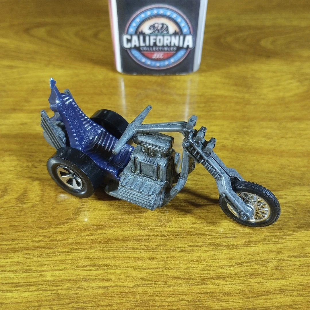 ホットウィール RRRumblers MOTOR 5 Hot Wheels Rrrumblers Blue Vintage Manufacture Diecast Cars