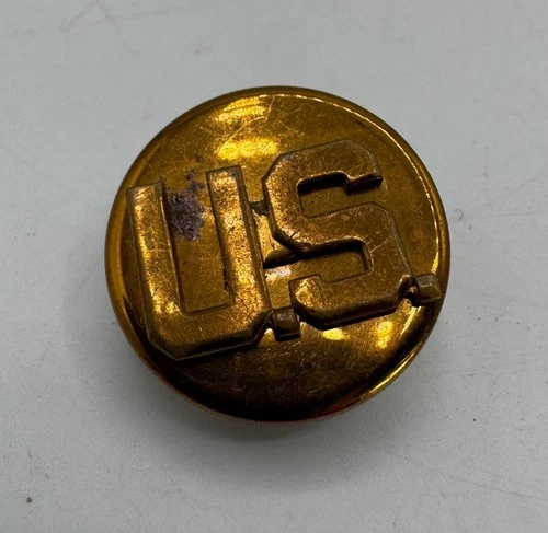 WW2 era US Army U.S. Collar Screw Back Disc Insignia Pin Uniform Military