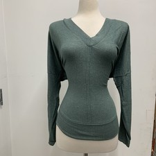 NEW Buffalo Women's David Bitton Super Soft Cozy V-Neck Long Sleeve Sweater.