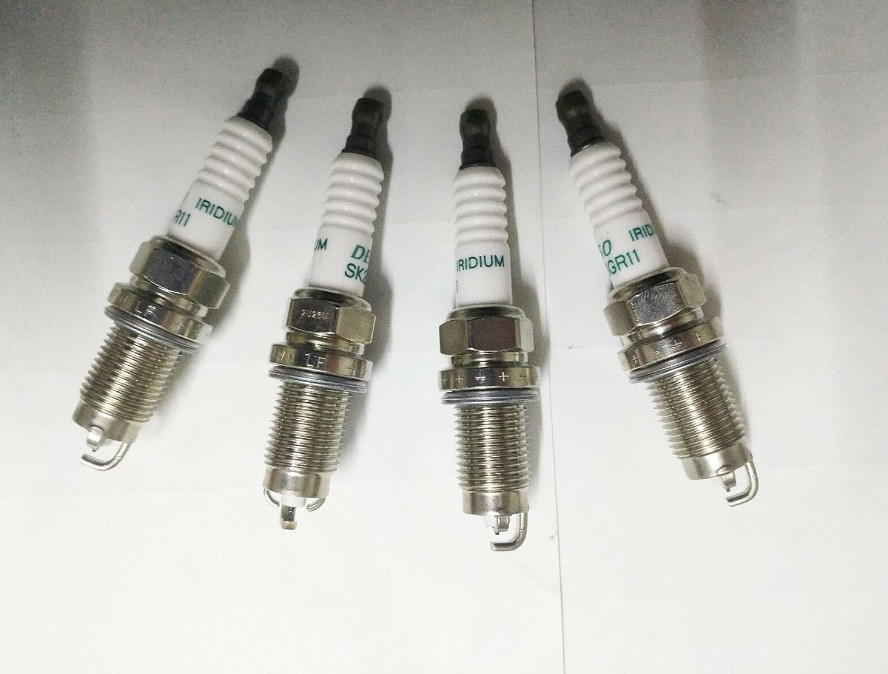 GENUINE TOYOTA WISH ANE1#,ZNE1# Spark plug Denso sk20bgr11 90919-01221x4 OEM