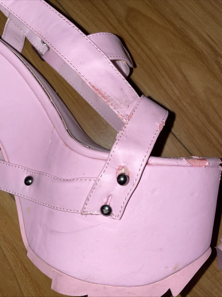 Plataformas de llamada nocturna rosa bebé YRU talla 8 (tienen algunos rasguños) Foto 2 de 4