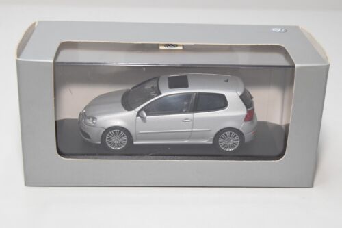 B38 1:43 MINICHAMPS VW VOLKSWAGEN GOLF V R32 MET. GREY DEALER MIB - Imagen 18 de 18