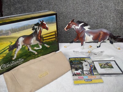 Breyer CONSTANTIA Sabino Standardbred Mare Premier Club 2022 Bag COA Box Catalog