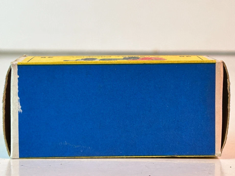 Matchbox No. 26 GMC Tipper Dump Truck with New Model Original Box, Nice - Image 2 of 4