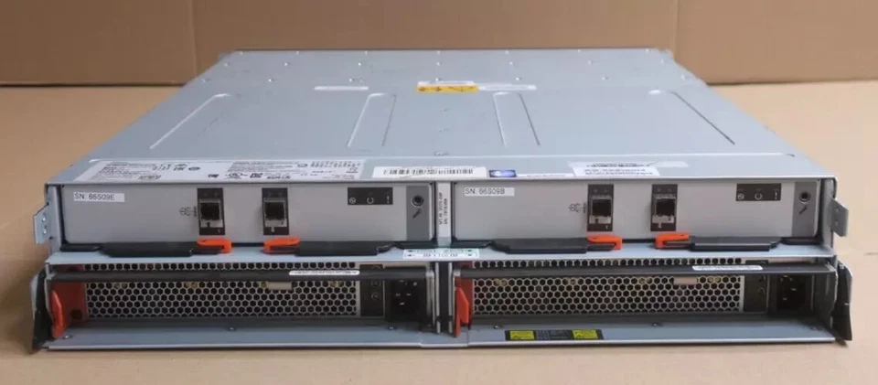 IBM Storwize V5000 G2 2078-24F Expansion Array 01AC559 24x 600GB 15k 2x ESM 2xPS - Image 3 of 4