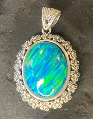 Handmade Australia solid turquoise opal oval sterling silver flower pendant