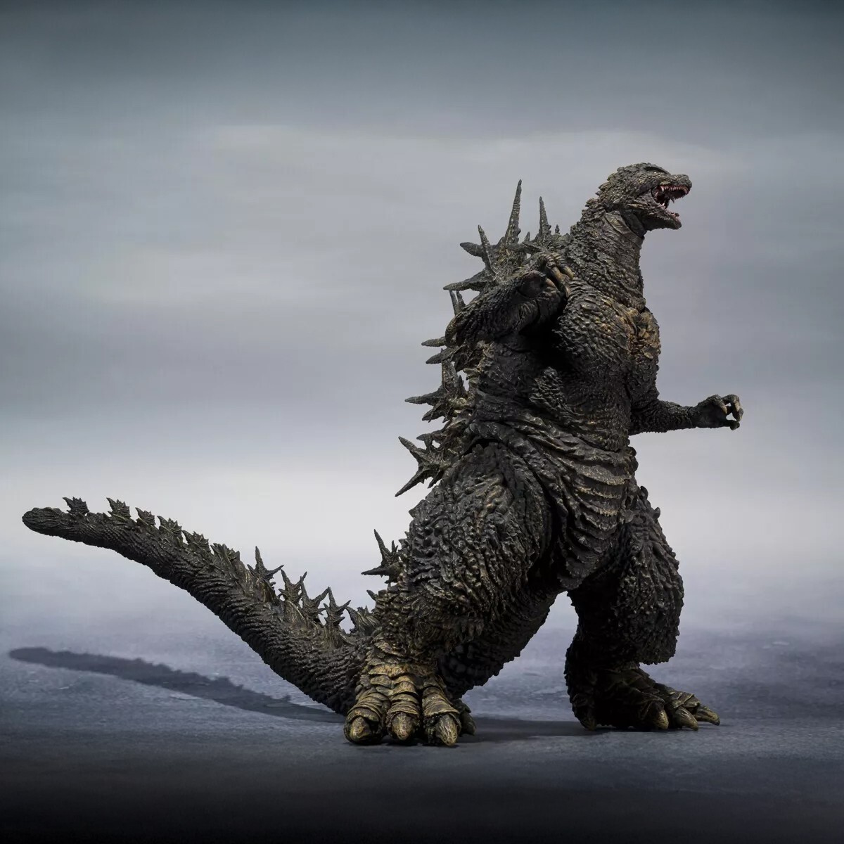 S.H.MonsterArts GODZILLA 2023 Godzilla Minus One Minus Color