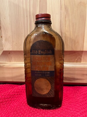 Vintage Old English Cover Polish Glass Bottle Jersey City N.J. almost empty-Prop