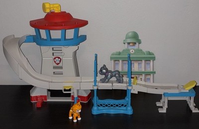 PAW Patrol Cat Pack Playset 4 Piece Wild Cat Figure Trapdoor Launcher