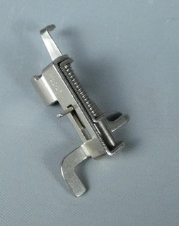 Vintage Singer No 171071 embroidery & darning foot for 222K sewing machine