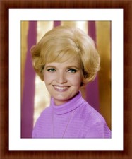 Florence Henderson 8.5 x 11 Candid Color Unframed Collectable Photograph