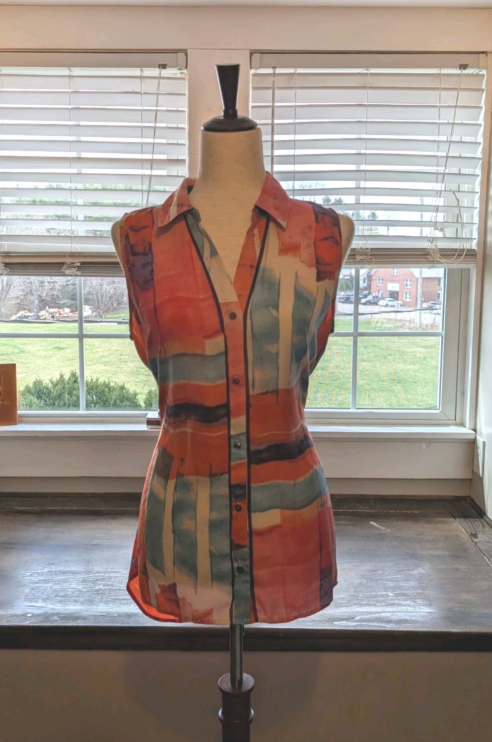 Simply Vera Vera Wang Abstract Chiffon Sleeveless Button-Down Blouse Tie Waist M