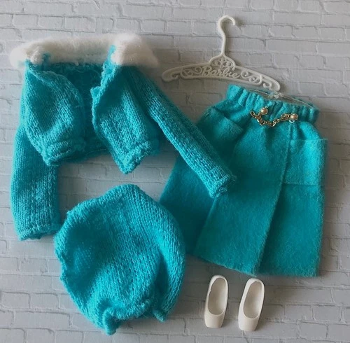 Vintage Barbie Complete Best Buy #7752 Aqua Sweater Set & Skirt Plus White Shoes