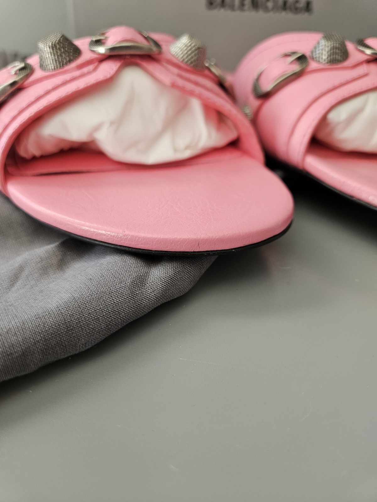 Balenciaga Womens Cagole Sandal Flat Pink Size EU41 US10/ 10.5 thumbnail 11