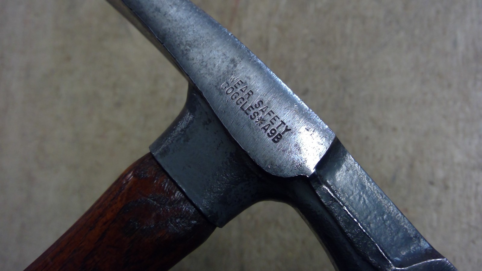 Vintage 16oz. Craftsman Masonry Hammer Stone, Mason, Brick Rock USA