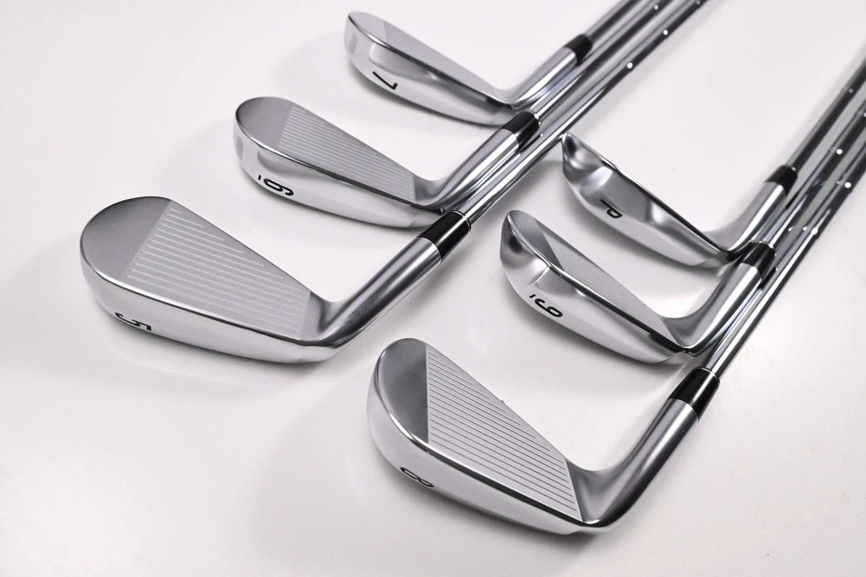 Srixon ZXi5 Irons / 5-PW / Stiff Flex Dynamic Gold Mid 115 S300 Shafts - Image 4 of 4