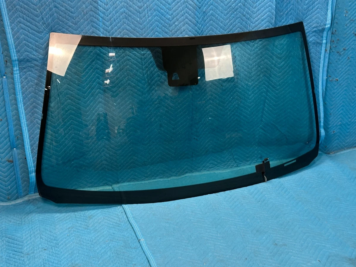 Genuine OEM Front Windshield Auto Glass for Toyota Sequoia for