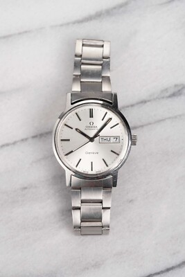 Vintage Omega Geneve 70s Automatic Silver Dial Quickset Daydate 34mm Case