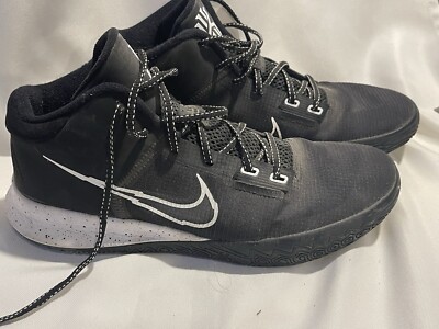 Size 10 - Nike Kyrie Flytrap 4 Black White READ*