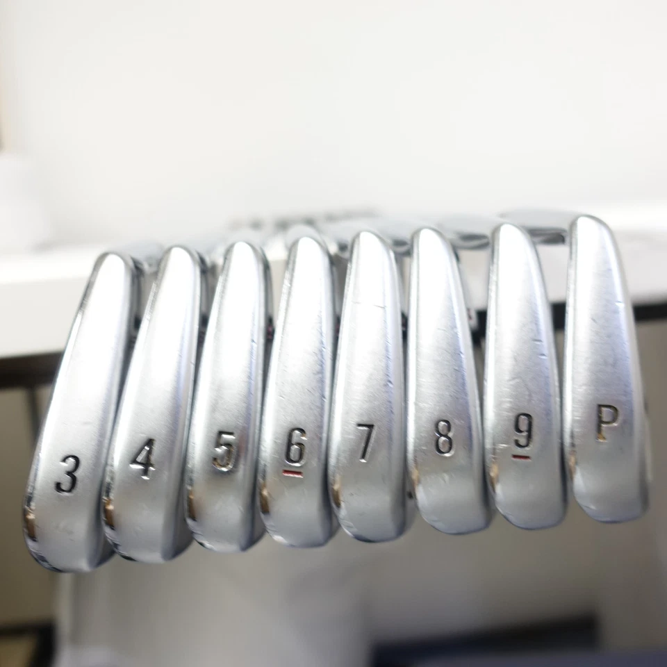 NIKE GOLF VICTORY RED FORGED TW BLADE 8pcs Iron Set 3-9/PW Flex-S200 DG No H/C - Image 3 of 4