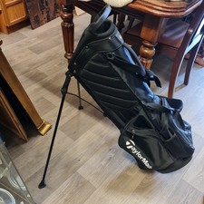 TaylorMade Stand Golf Bag in Excellent Condition with Balls & Club Key