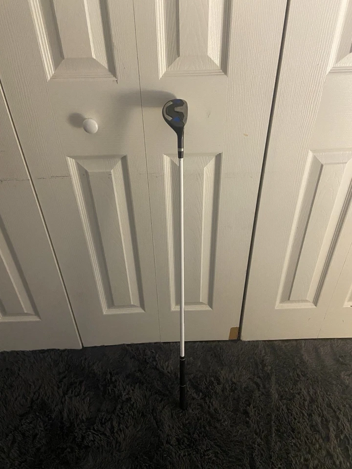 Wilson Golf Profile JGI Junior Hybrid Right Handed Junior Flex Good Condition - Image 3 of 3