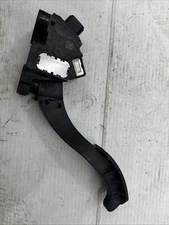 2011 - 2014 Toyota Sienna Accelerator Gas Pedal Assembly 78110-08010 OEM