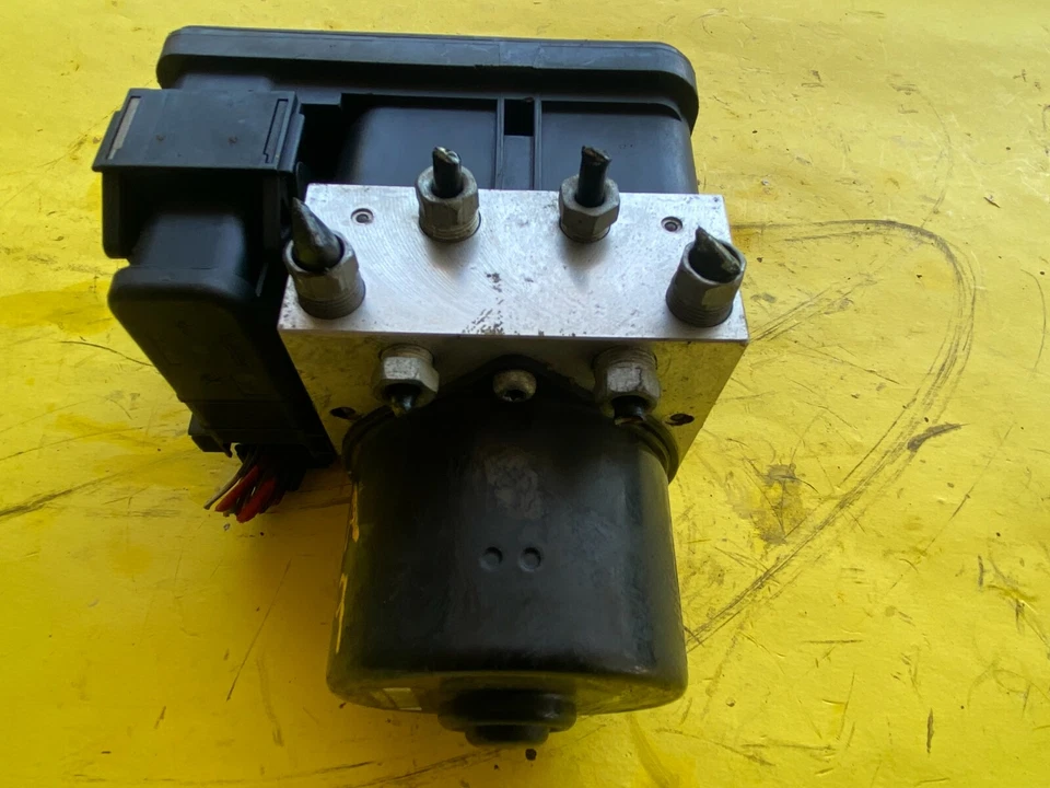 VOLVO S40 2007-2010 ABS CONJUNTO BOMBA FRENO ANTIBLOQUEO OEM 30794730AA Foto 3 de 4