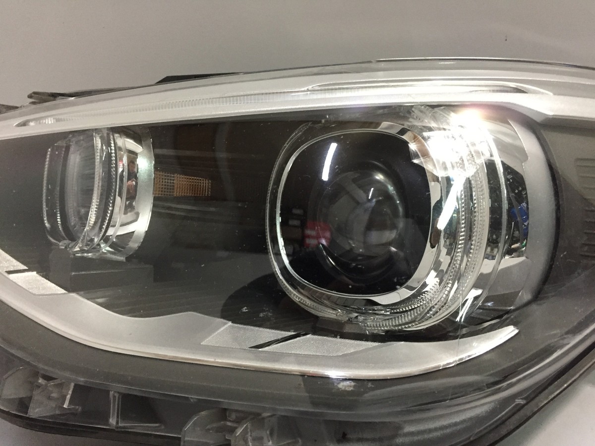 BMW 1 F21 Xenon Front Left Right Headlights Kit 2011 7229687  