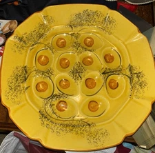 Vintage Designcraft 1970’s Ceramic Deviled Egg platter very nice
