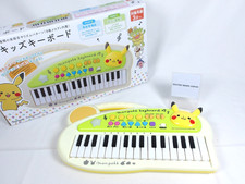 Kids Toy Keyboard Monpoke,Pokemon,Pikachu,Royal,Japanese,Used, AA batteries