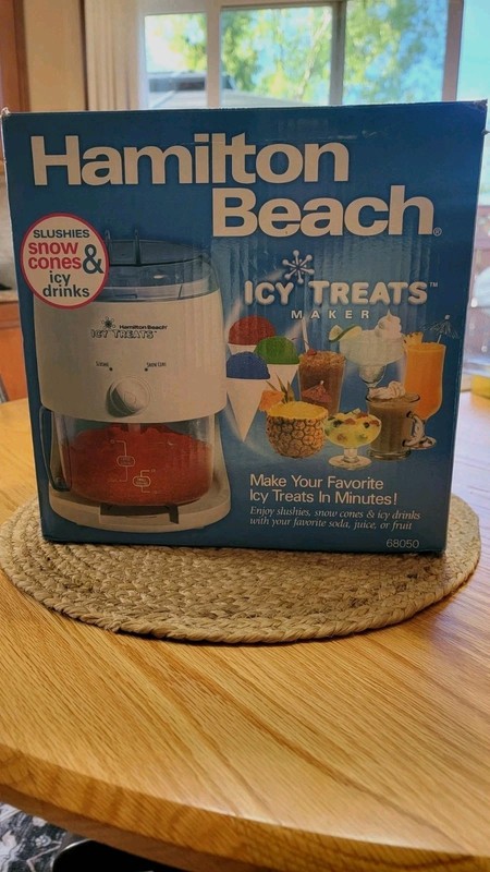 Hamilton Beach Icy Treats Maker Snow Cone & Slushie Machine 68050