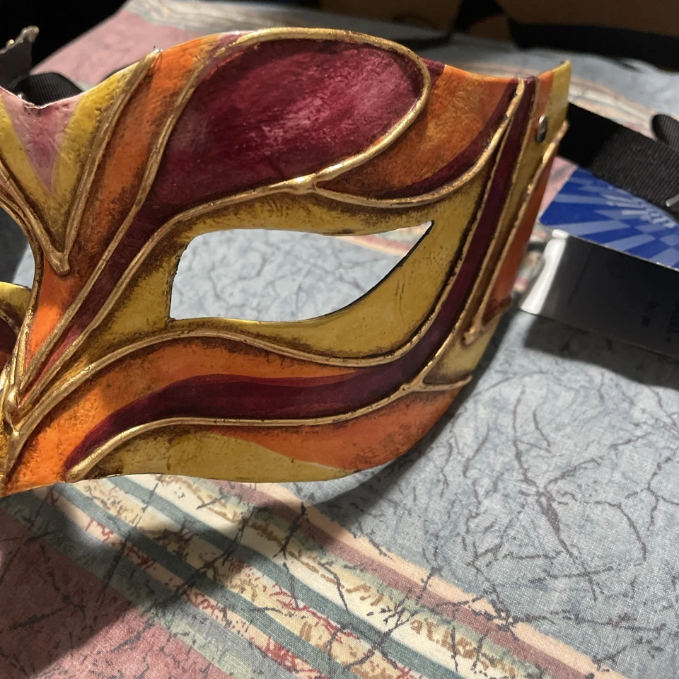 Máscara de Carnaval Cecamore Mardi Gras Feita à Mão Itália - Imagem 2 de 4