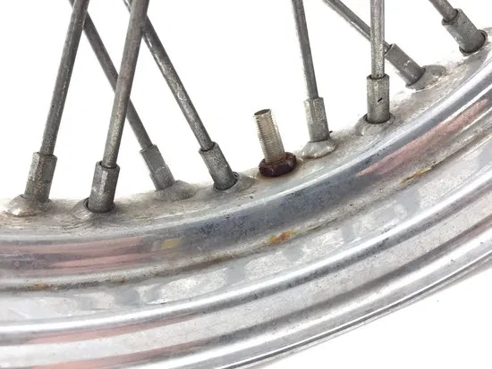 Aro da roda dianteira 2002 Kawasaki Vulcan 1500 VN1500E Classic 3341 x - Imagem 3 de 4