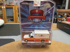 GreenLight 1:64 New York City Fire Department FDNY Ambulance 1994 Ford F-350