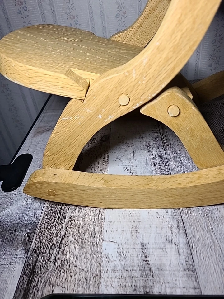 Wooden Doll Rocking Chair 12" High. Vintage Handmade  Foto 4 de 4