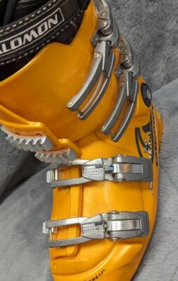 Salomon 7.0 Xscream Downhill Ski Boots Size 8.5 Men's Orange Salomon 7.0 Xscream Downhill Ski Boots Size 8.5 Men's Orange