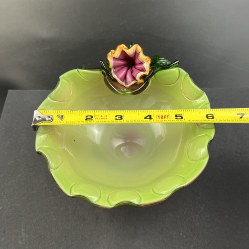 Antique Stevens & Williams Art Glass Matsu No Ke Design Morning Glory