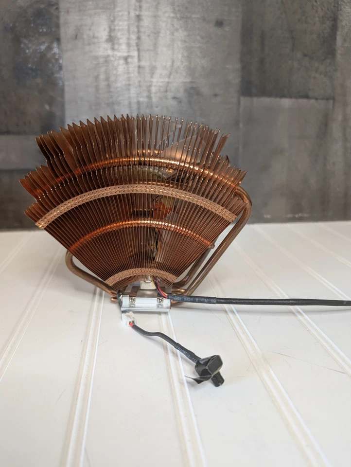 Enfriador de CPU de cobre Thermaltake V1 para Socket AM2 Foto 3 de 4