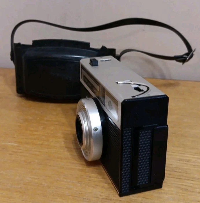 Vintage Agfa 35mm Film Camera  Isoflash-Rapid Isinar Lens Made in Germ UNTESTED  - Image 3 of 4