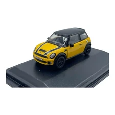 MINI Cooper S Hardtop R56 Yellow with Black Roof Diecast car 1:76 OO Scale