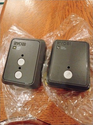 Ryobi Garage Door Relay Hub and Door Sensor Gda500-wh GDA500-DS 