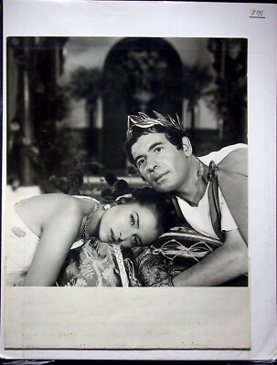 Marina Berti, Leo Genn, 1951 Celebrity Photo Vintage Backboard 10x12