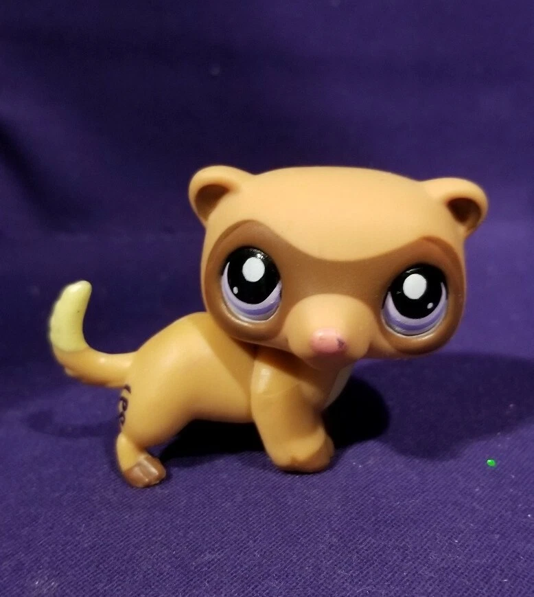 Littlest Pet Shop 1612 Ferret Orange Yellow Brown Mask Purple Pink Dot Eyes