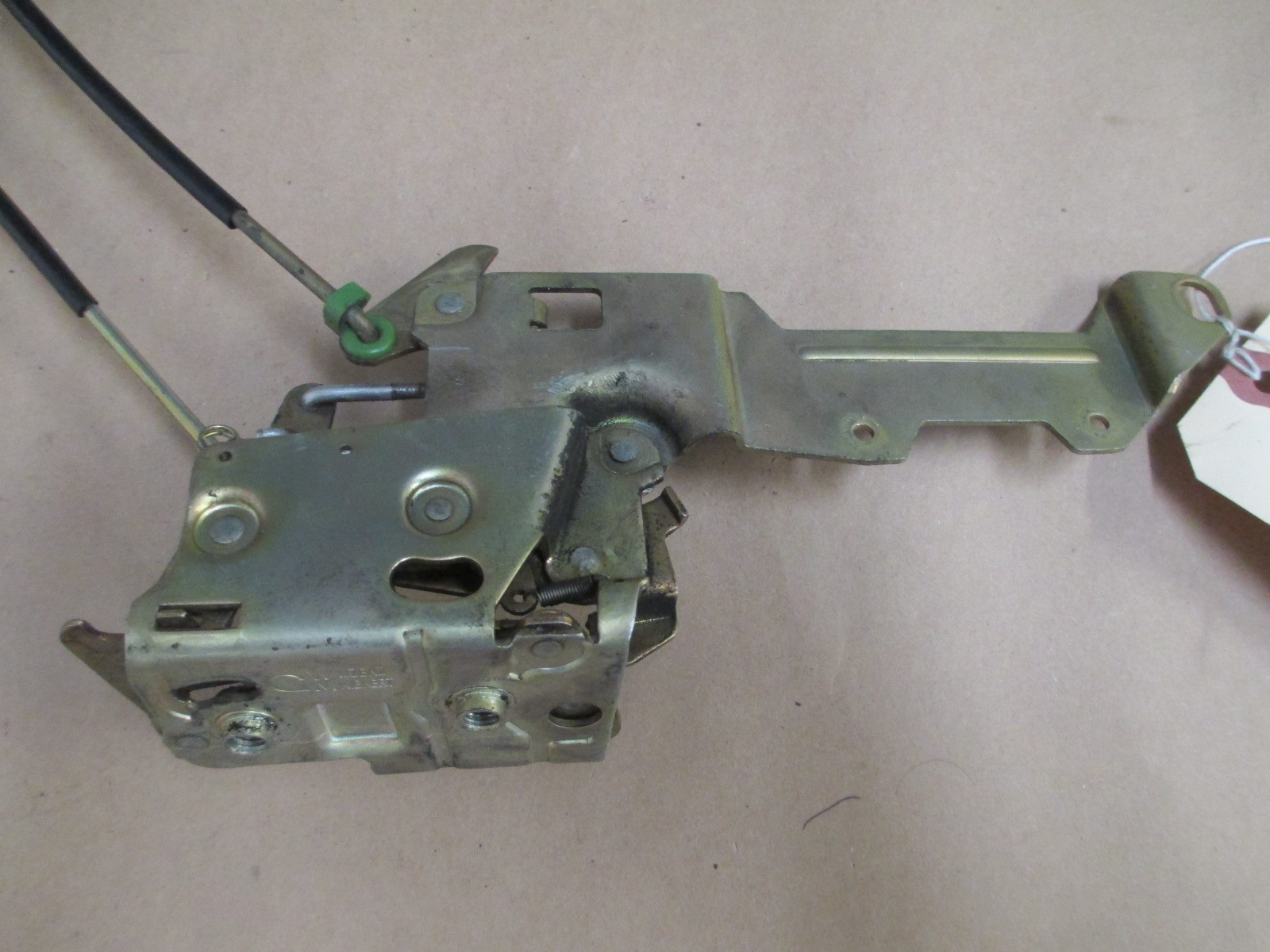 Ferrari Testarossa LH Door Lock Assy - Cables # 61508300