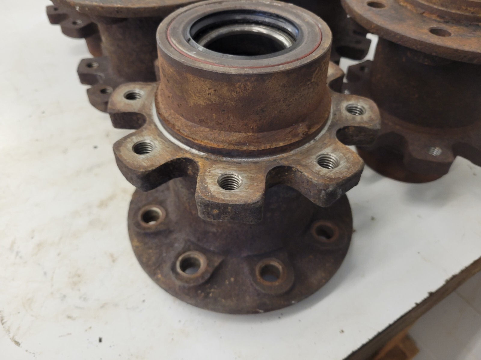 DANA 60 KINGPIN DRW FRONT HUB CHEVY GMC GM 19771991 K30 4X4 DUALLY 4WD