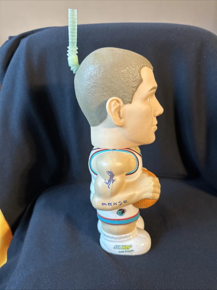 Botella de agua con paja Memphis Grizzlies Subway Characters Williams 2002 Foto 4 de 4