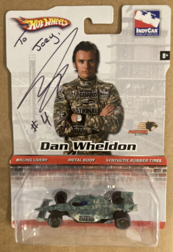 Hot Wheels Dan Wheldon 2009 #4 Guardia Nacional 1:64 Indy 500 diecast firmado - Imagen 1 de 3