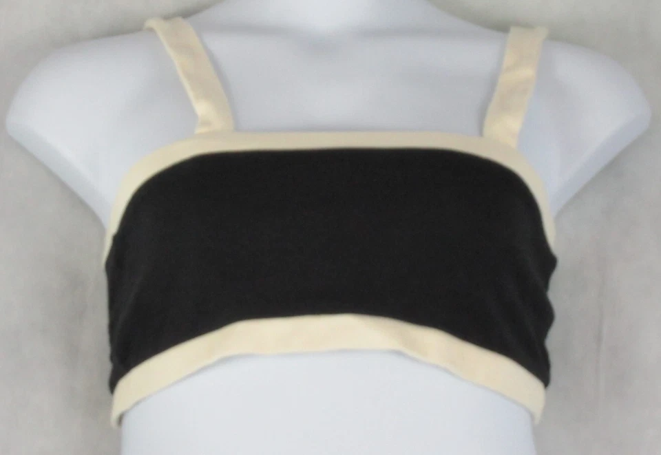 Top corto Red Carter para mujer en bloques de colores, negro beige, grande / 10 Foto 3 de 4