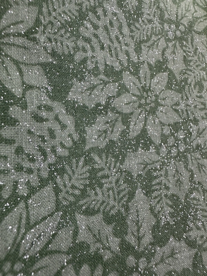 Fabric Green Sparkle Poinsettia Cotton 5 Yards 1999 Fabric Traditions Sew Quilt - Image 2 of 4